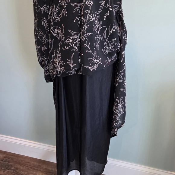 A Wild Thyme Black And White Floral Maxi Dress Size 20 - Picture 9 of 11
